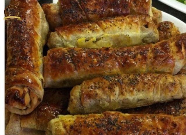 Haşhaşlı Ve Pastırmalı Çıtır Börek