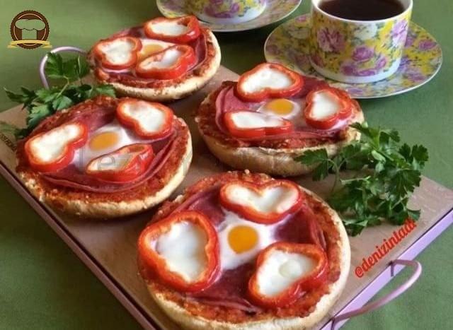 Bıldırcın Yumurtalı Ekmekler