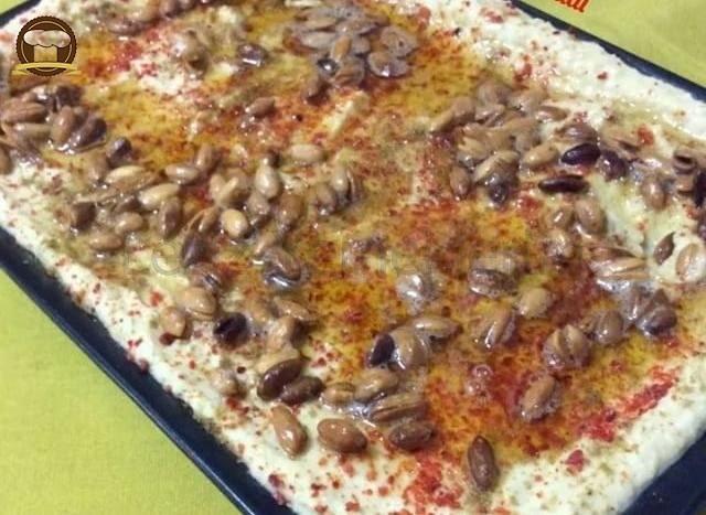 Tereyağlı Fıstıklı Humus
