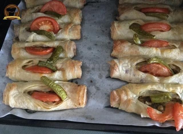 Mantarlı Karnıyarık Börek