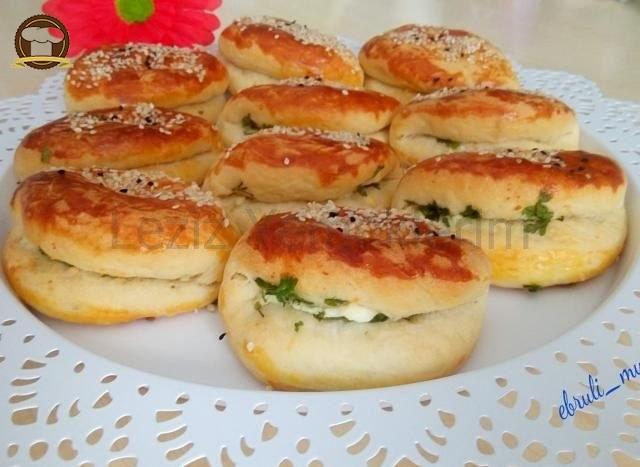 Kremşantili Poğaça