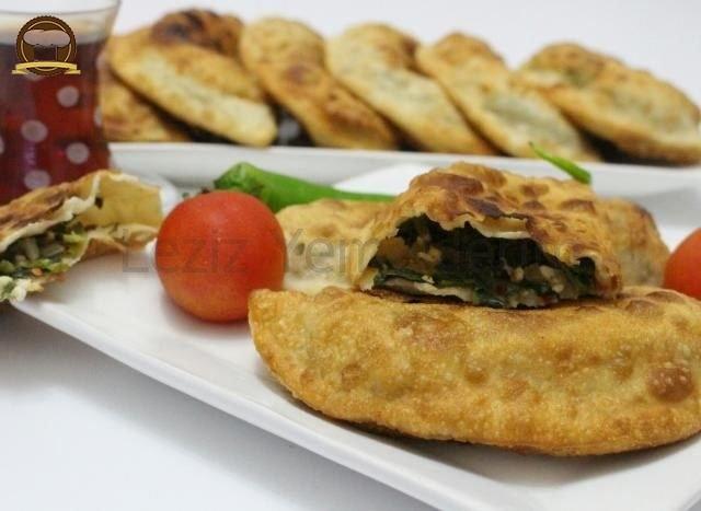 Ispanaklı Çi Börek