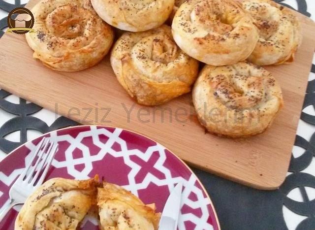 Patlıcanlı Börek Yapılışı