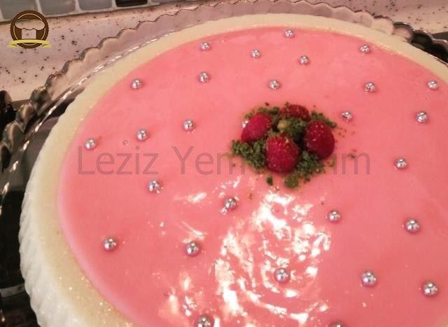 Tart Kalıbında Sütlü İrmik Tatlısı