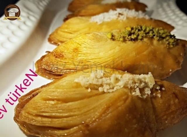 Şekli Şahane Baklava Çıtır Mı Çıtır (Aşama Aşama)