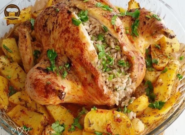 Fırında İç Pilavlı Tavuk Yemeği