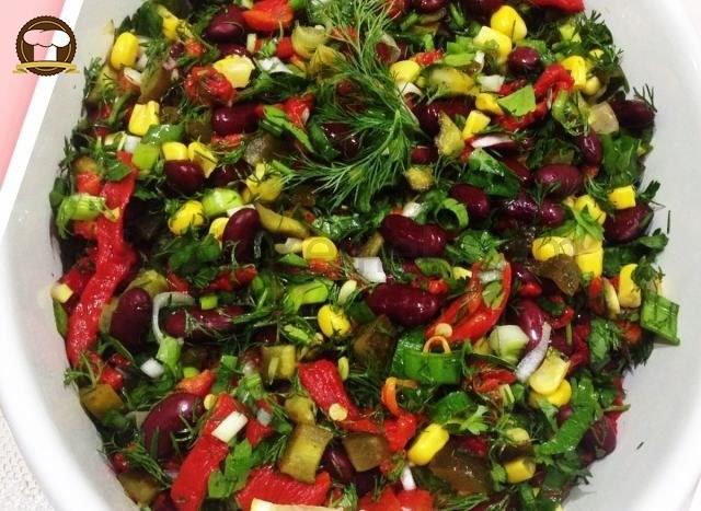 Meksika Fasulyesi Salatası Yapılışı