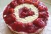 Ev Yapımı Çilekli Pasta Tarifi