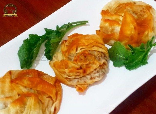 Kremalı Gül Böreği