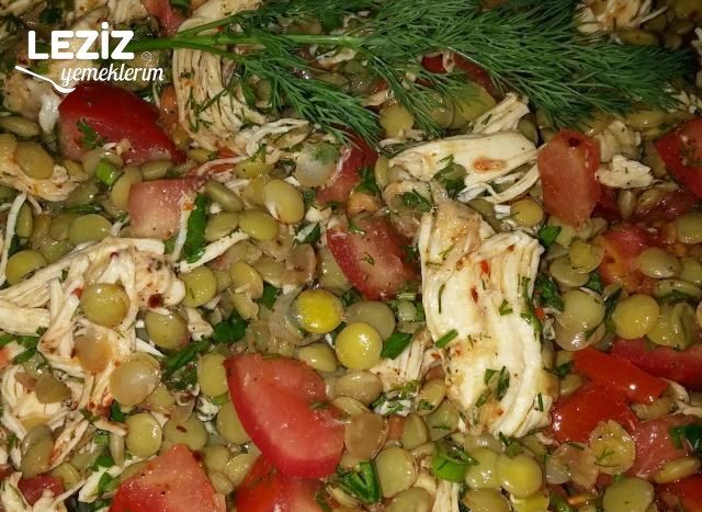 Tavuklu Yeşil Mercimek Salatası