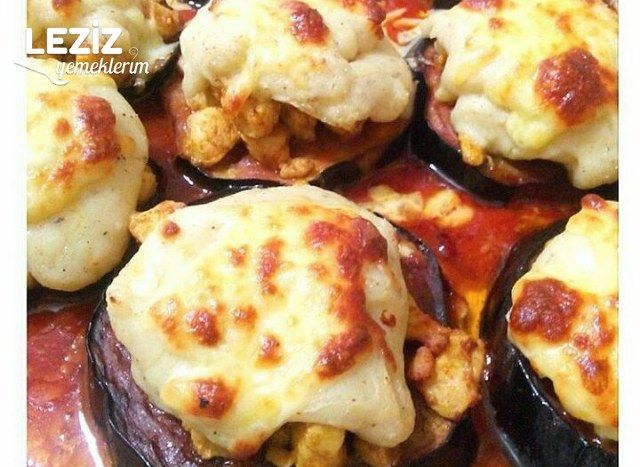 Tavuklu Beşamel Soslu Patlıcan