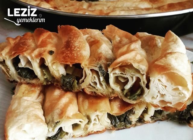 Pırasalı Börek Yapımı