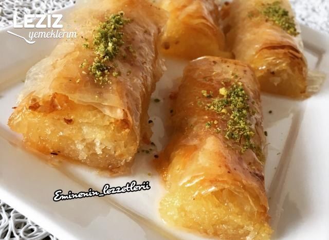 Baklava Yufkasında İrmikli Rulo Baklava
