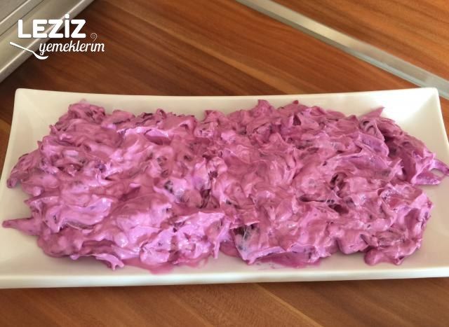Mor Lahana Salatası Tarifi