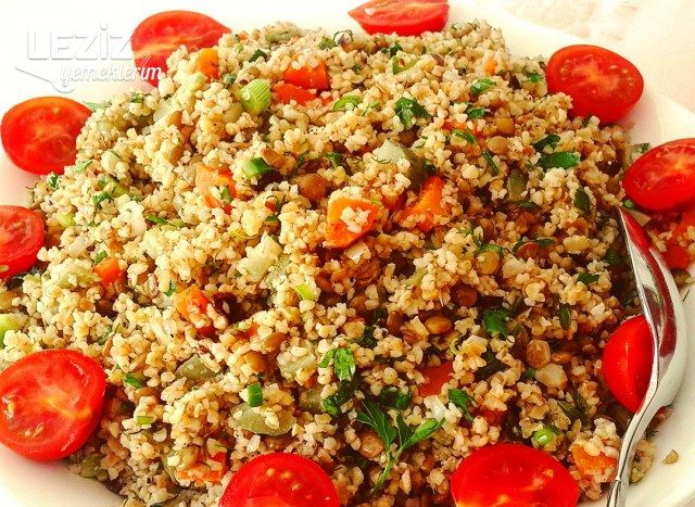 Yeşil Mercimekli Bulgur Salatası