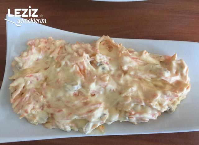 Cevizli Havuç Salatası