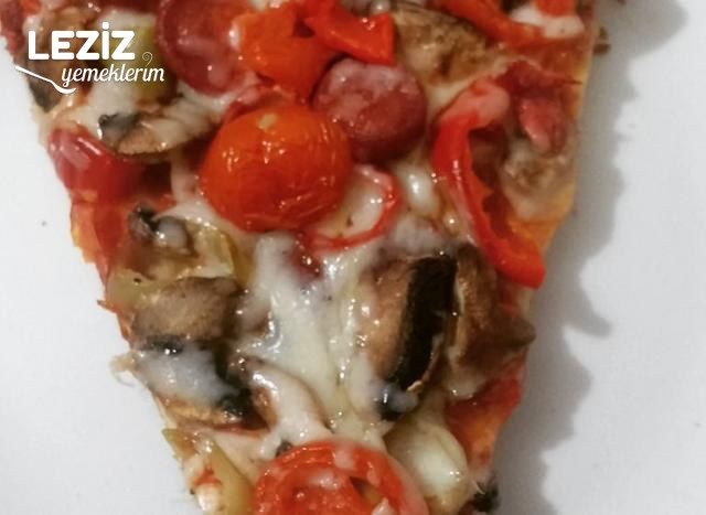 Ev Yapımı Pizza Tarifi