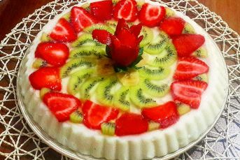 Tart Kalıbında İrmikli Tatlı
