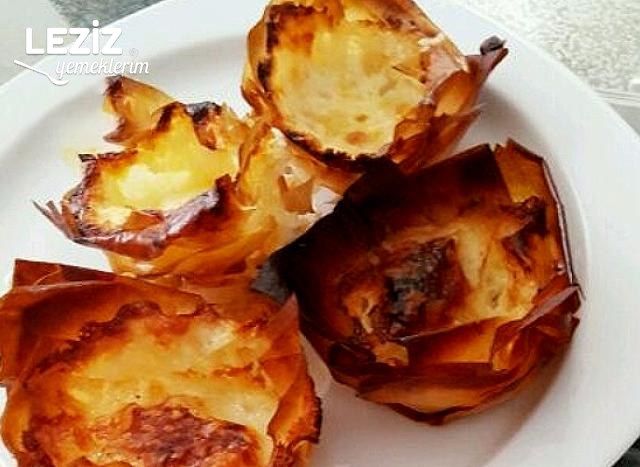 Baklava Yufkasından Su Böreği