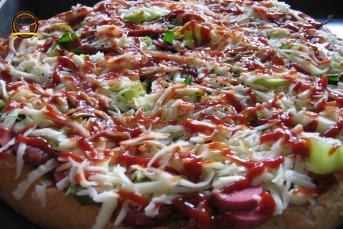 Peynirli Pizza
