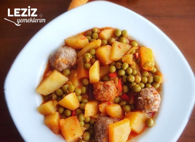 Köfteli Bezelye Yemeği