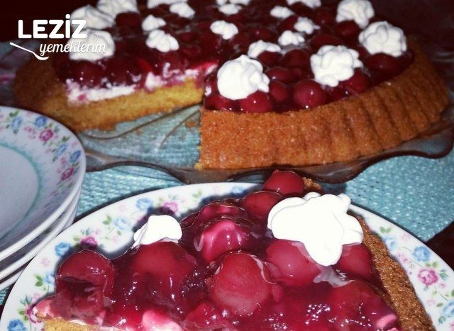 Vişneli Tart Kek