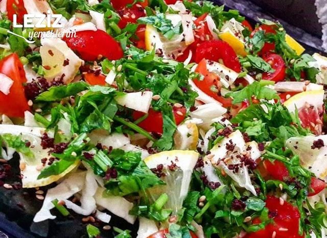 Susamlı Lahana Salatası