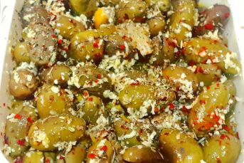 Soslu Zeytin