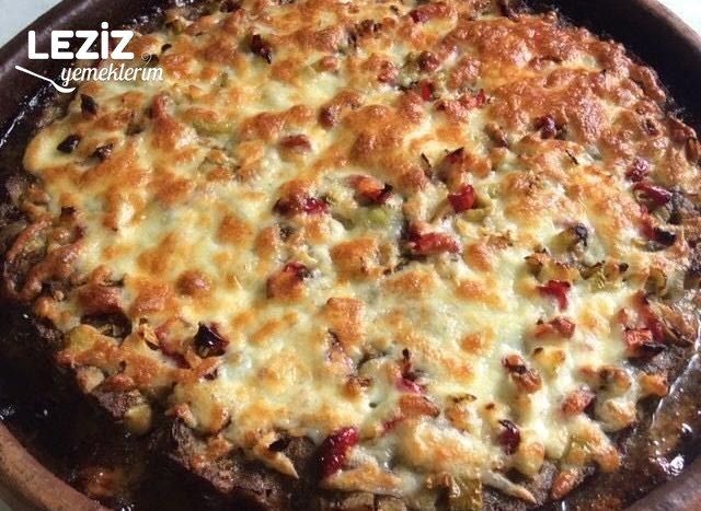 Patlıcanlı Kaşarlı Köfte
