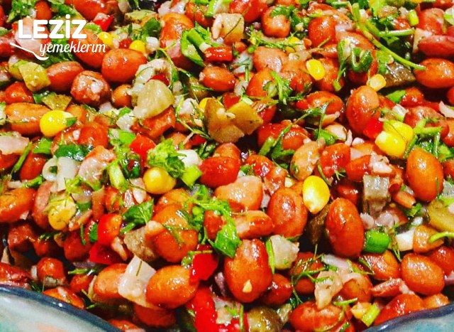 Kuru Barbunya Salatası