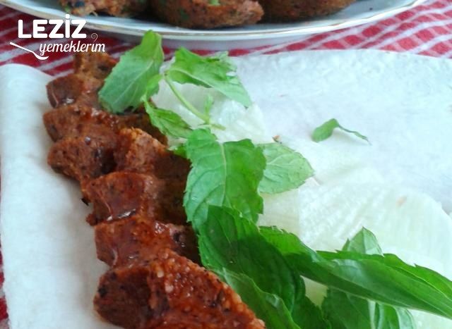 Yumurtalı Çiğ Köfte Tarifi