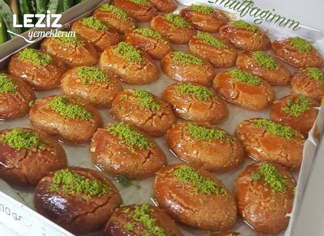 Pastane Usulü Fındıklı Şekerpare