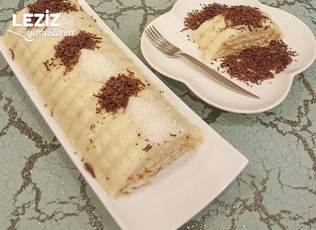 Bisküvili İrmik Pastası