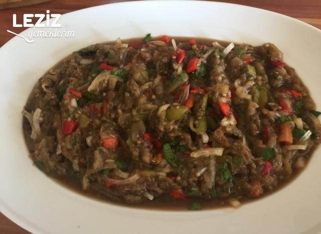 Patlıcan Salatası (Harika Lezzet)