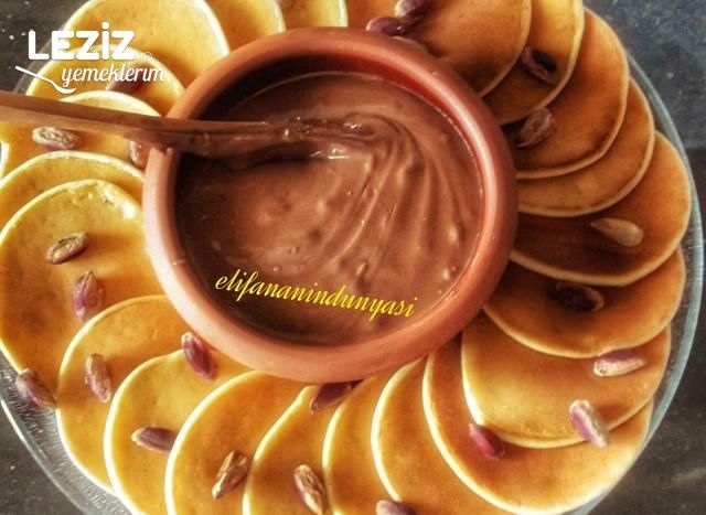 Nutellalı Pancake
