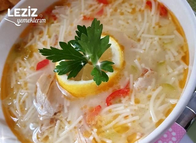 Tel Şehriyeli Sebzeli Tavuk Çorbası