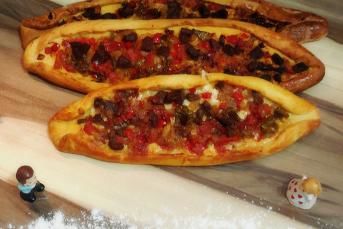 Kuşbaşılı Pide