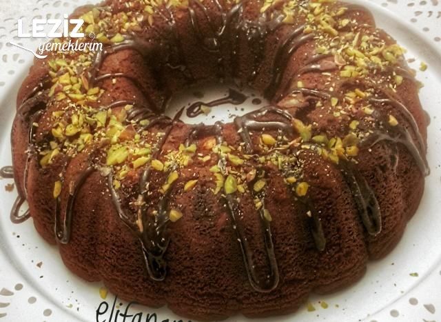 Çikolata Parçalı Kakaolu Kek