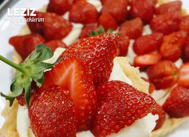 Çilekli Tart