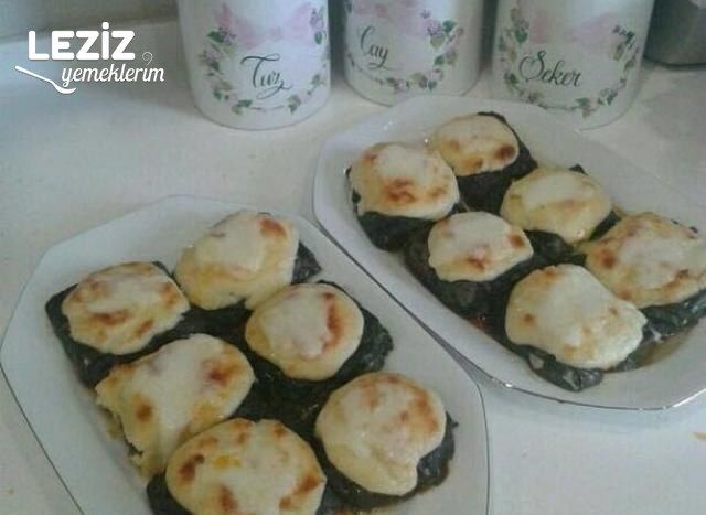 Pazı Yaprağında Beşamelli Et