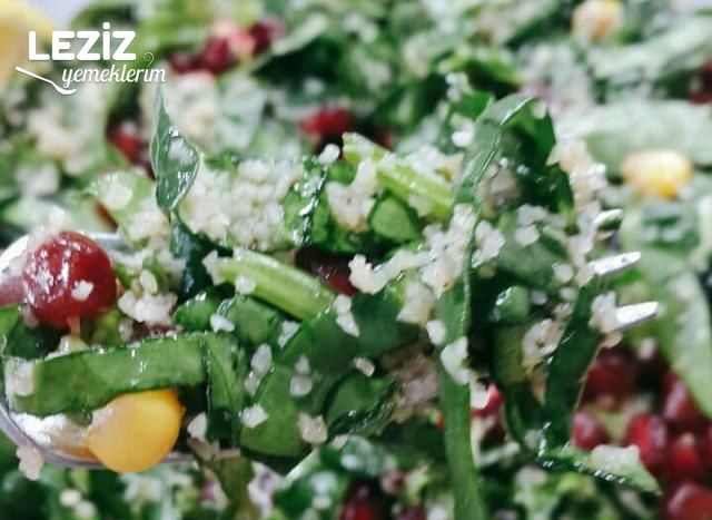 Ispanak Salatası