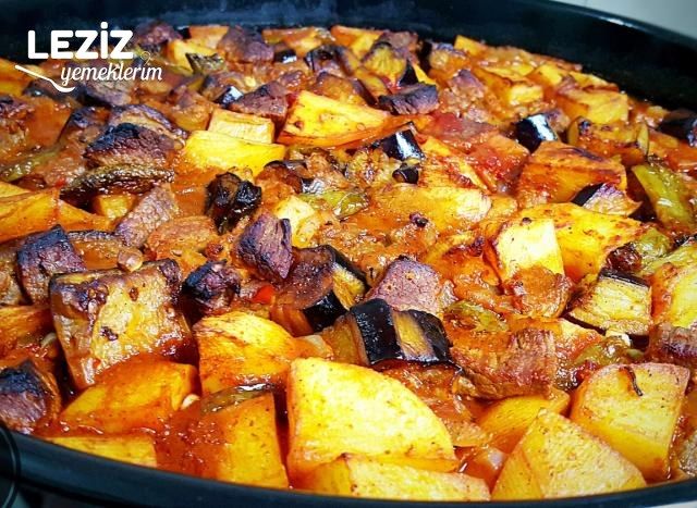 Fırında Nefis Kuşbaşılı Patates Ve Patlıcan Yemeği (Kızartarak)