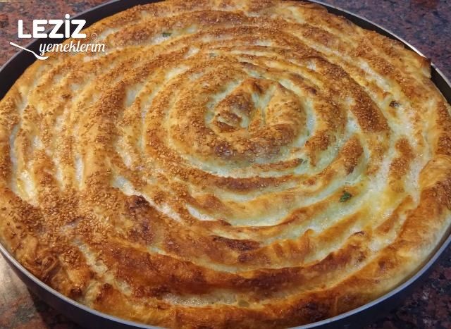 Soslu Börek