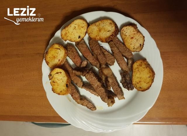 Dana Antrikot Dilimleri