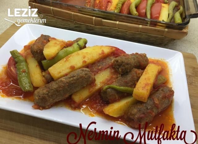 İzmir Köfte Nasıl Yapılır