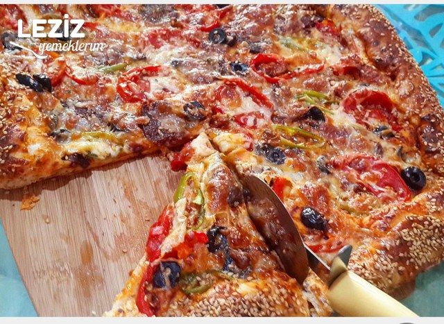 Dolgu Kenarlı Nefis Pizza