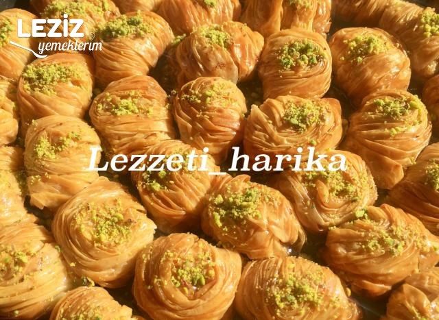 Gül Baklava