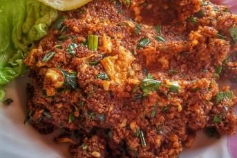 Yumurtalı Köfte