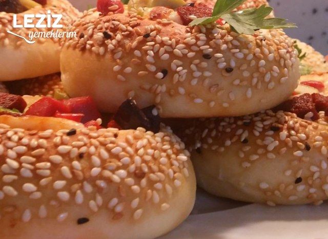 Simit Pizza (Puf Pufff)