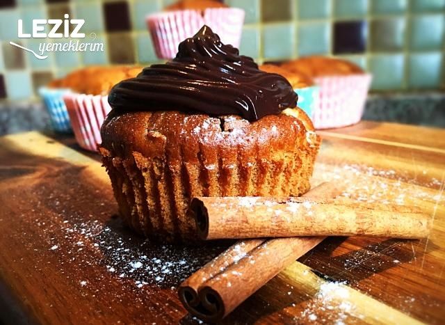 Yumuşacık Elmalı Cevizli Muffin